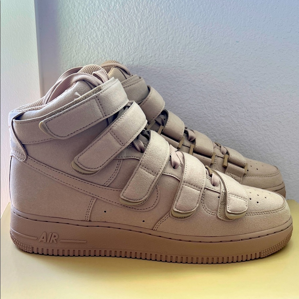 Nike Air Force 1 High '07 SP Billie Eilish Mushroom - Picture 3 of 10